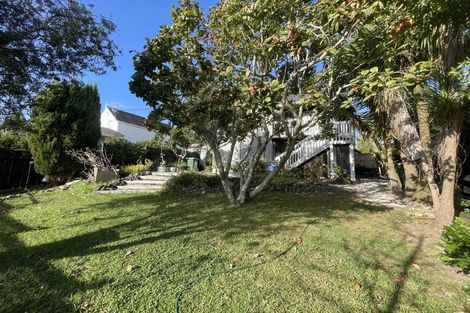 Photo of property in 1/2 Brian Avenue, Forrest Hill, Auckland, 0620