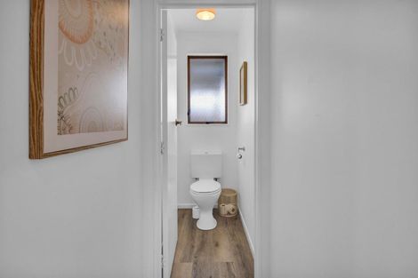 Photo of property in 9 Pohutukawa Drive, Opunake, 4616