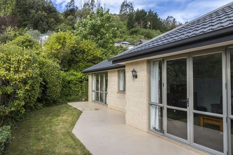Photo of property in 2/69 Bowenvale Avenue, Cashmere, Christchurch, 8022