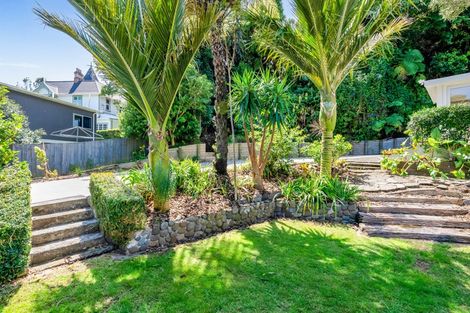 Photo of property in 21a Bracken Street, New Plymouth, 4310