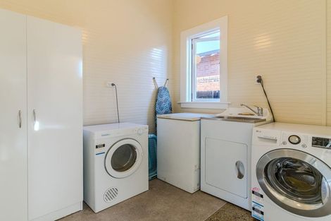 Photo of property in 362 Bay View Road, Saint Clair, Dunedin, 9012