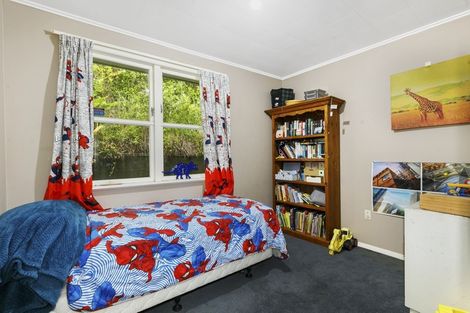 Photo of property in 27 Kopara Grove, Stokes Valley, Lower Hutt, 5019