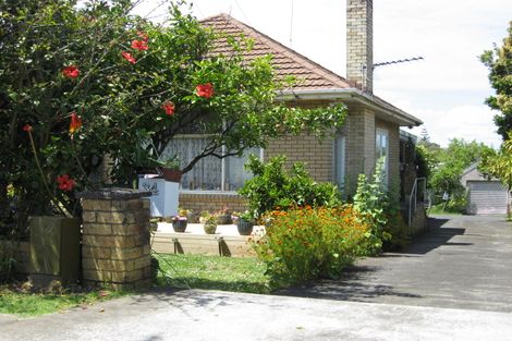 Photo of property in 1/34 Miller Road, Mangere Bridge, Auckland, 2022