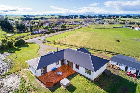 Photo of property in 33 Mount Biggs Road, Halcombe, Feilding, 4779