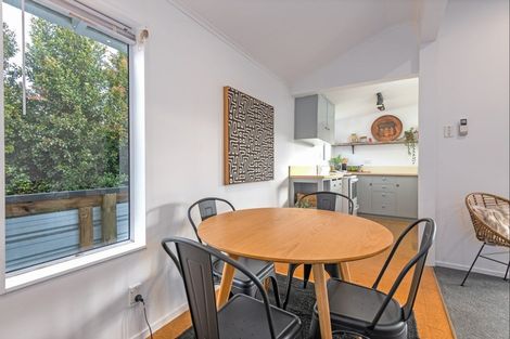 Photo of property in 29c Stewart Crescent, Hokowhitu, Palmerston North, 4410