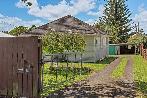 Photo of property in 12 Clifford Street, Hawera, 4610
