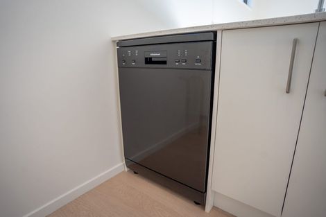 Photo of property in 11 Comer Street, Halswell, Christchurch, 8025