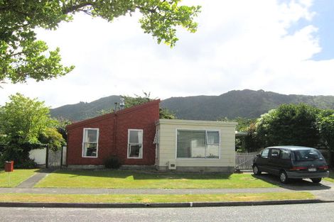 Photo of property in 9 Akron Grove, Totara Park, Upper Hutt, 5018