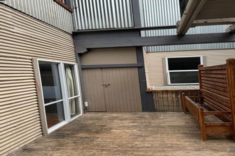 Photo of property in 8 Vogel Street, Dunedin Central, Dunedin, 9016