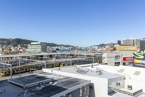 Photo of property in Stadium Garden Flats, 319/107 Thorndon Quay, Pipitea, Wellington, 6011
