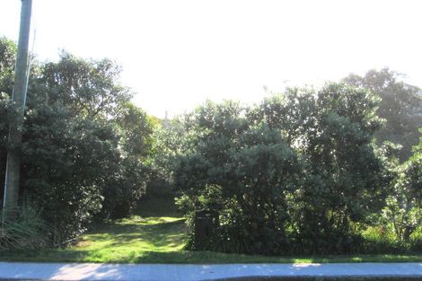 Photo of property in 27 Field Way, Waikanae Beach, Waikanae, 5036