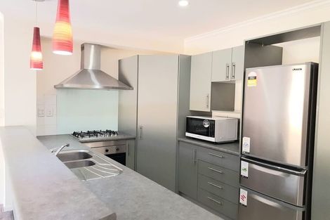 Photo of property in 60 Futuna Close, Karori, Wellington, 6012