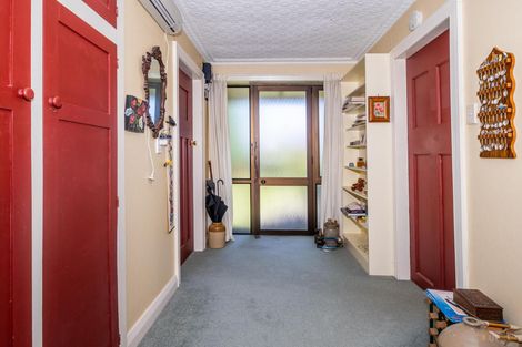 Photo of property in 39 Rhodes Street, Waimate, 7924