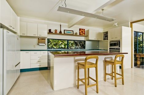 Photo of property in 43 Waitea Road, Muriwai, Waimauku, 0881