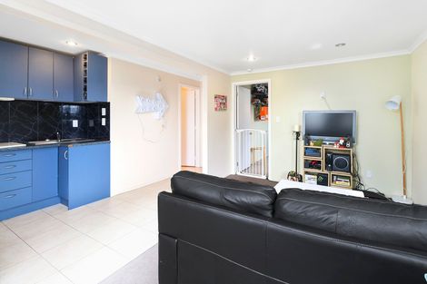 Photo of property in 71 Rosier Road, Glen Eden, Auckland, 0602