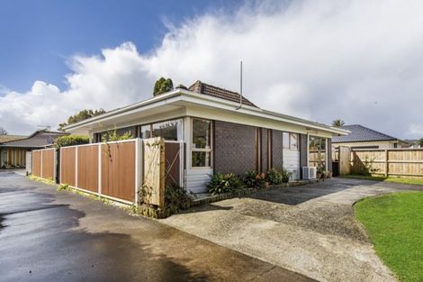 Photo of property in 1/92 Carruth Road, Papatoetoe, Auckland, 2025