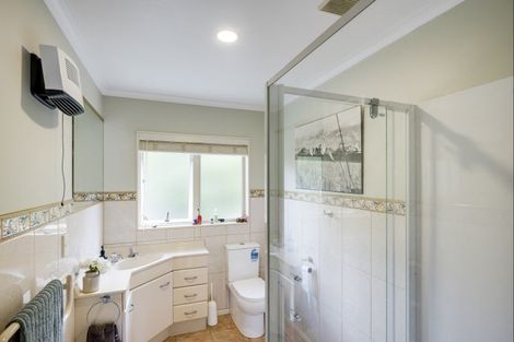 Photo of property in 76a Churchill Drive, Taradale, Napier, 4112