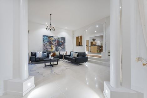 Photo of property in 9 Burgundy Park Avenue, Henderson, Auckland, 0612