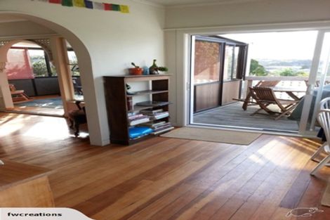 Photo of property in 57 Onewa Road, Northcote, Auckland, 0627