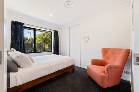 Photo of property in 1 Riverside Lane, Spencerville, Christchurch, 8083