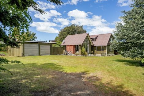 Photo of property in 197 Beacon Point Road, Wanaka, 9305