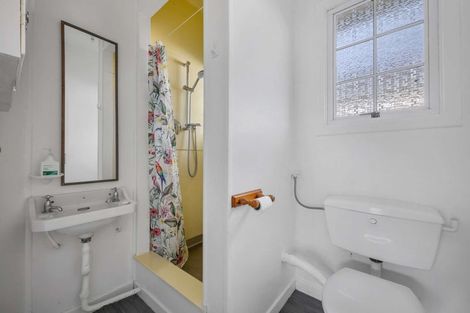 Photo of property in 195 Coronation Avenue, Welbourn, New Plymouth, 4310