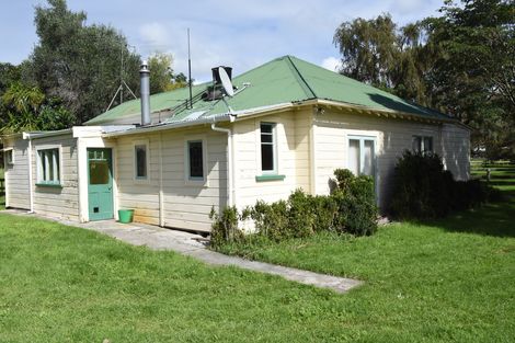 Photo of property in 735 Wharerata Road, Manutuke, 4072