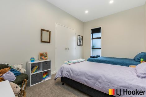 Photo of property in 39 Harry Dreadon Road, Opaheke, Papakura, 2584