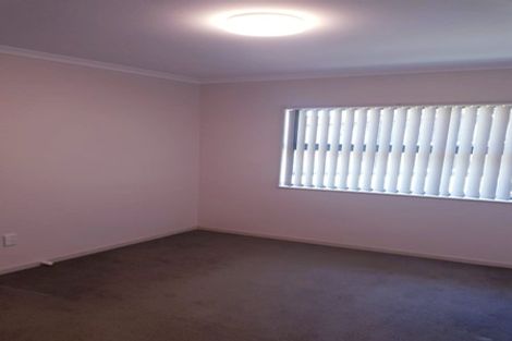 Photo of property in 70 Westgate Drive, Massey, Auckland, 0614