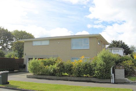 Photo of property in 6 Guinness Crescent, Ilam, Christchurch, 8041