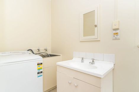 Photo of property in 186b Kaikorai Valley Road, Bradford, Dunedin, 9011