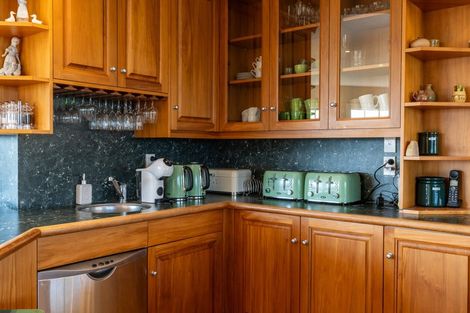 Photo of property in 170 Foster Road, Temple View, Hamilton, 3290