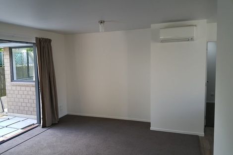 Photo of property in 120 Maidstone Road, Ilam, Christchurch, 8041