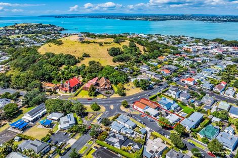 Photo of property in 159 Victoria Road, Devonport, Auckland, 0624