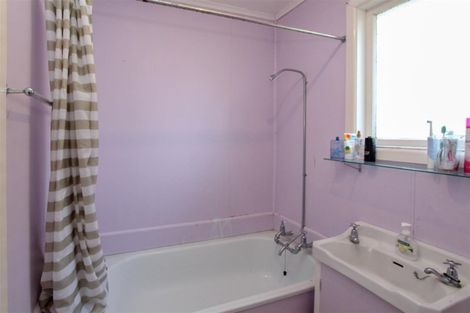 Photo of property in 9 Kowhai Place, Tokoroa, 3420