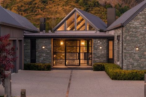Photo of property in Millbrook Resort, 4 Dalgleish Lane, Arrowtown, 9371