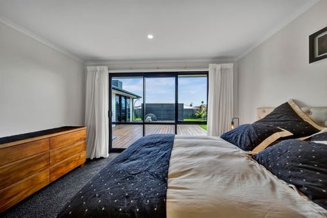 Photo of property in 3 Roy Johns Way, Bell Block, New Plymouth, 4312