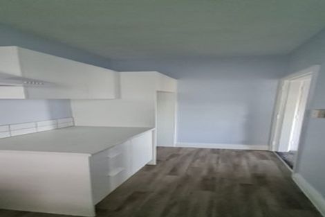 Photo of property in 4/71 Garden Road, Northland, Wellington, 6012