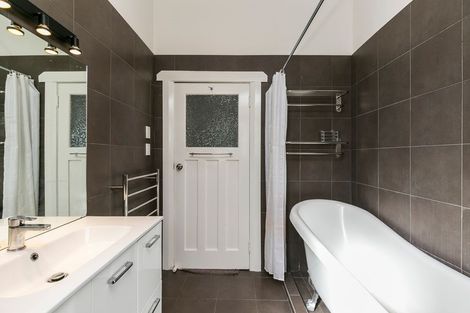 Photo of property in 67 Hutt Road, Petone, Lower Hutt, 5012