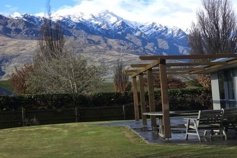 Photo of property in 9 Bradbourne Way, Lower Shotover, Queenstown, 9371