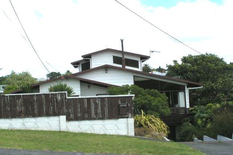 Photo of property in 37 Belle Vue Avenue, Northcote Point, Auckland, 0627