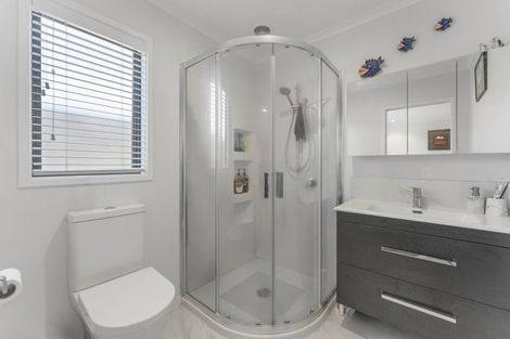 Photo of property in 1 Makomako Crescent, Wharewaka, Taupo, 3330