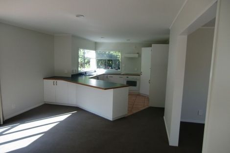 Photo of property in 2/15 Mandica Place, Sunnynook, Auckland, 0632