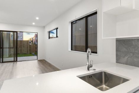 Photo of property in 14 Hokoteta Street, Mount Wellington, Auckland, 1062