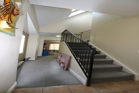 Photo of property in 44 Earnslaw Crescent, Clover Park, Auckland, 2019