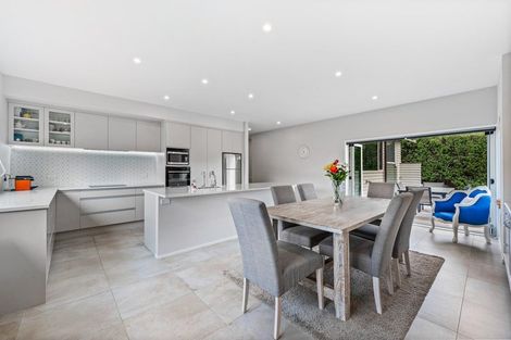 Photo of property in 2 Widdison Place, Albany, Auckland, 0632