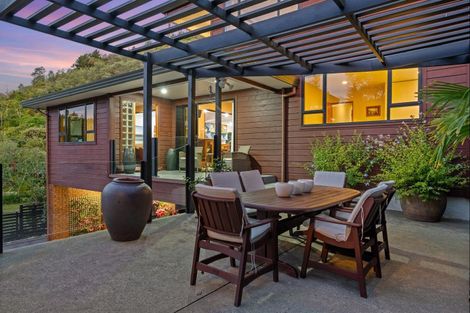 Photo of property in 5 Milton Terrace, Picton, 7220