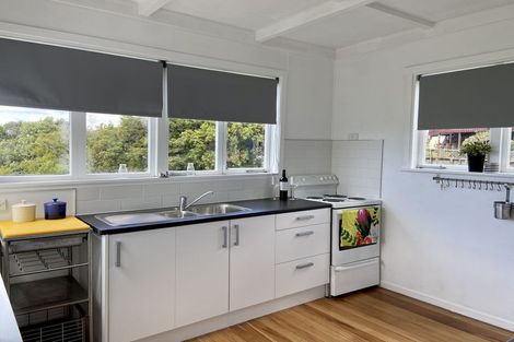 Photo of property in 36a Everard Avenue, Army Bay, Whangaparaoa, 0930