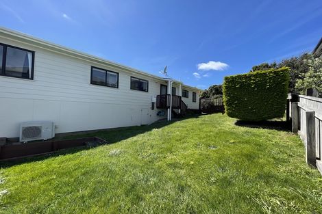 Photo of property in 100 Frobisher Street, Island Bay, Wellington, 6023