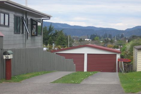 Photo of property in 3b Hawk Place, Selwyn Heights, Rotorua, 3015